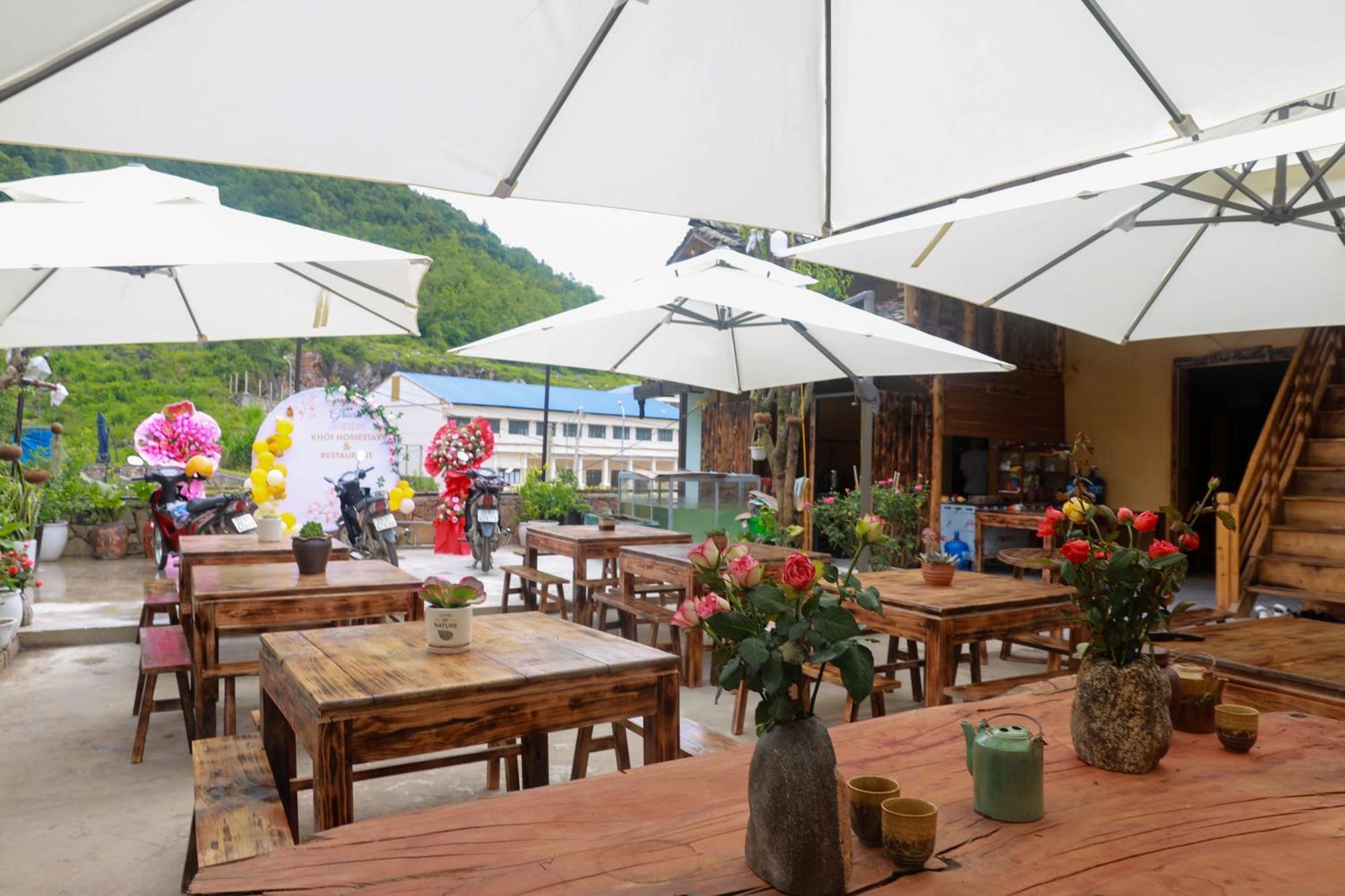 Khoi Homestay And Restaurant Loung Co Buitenkant foto