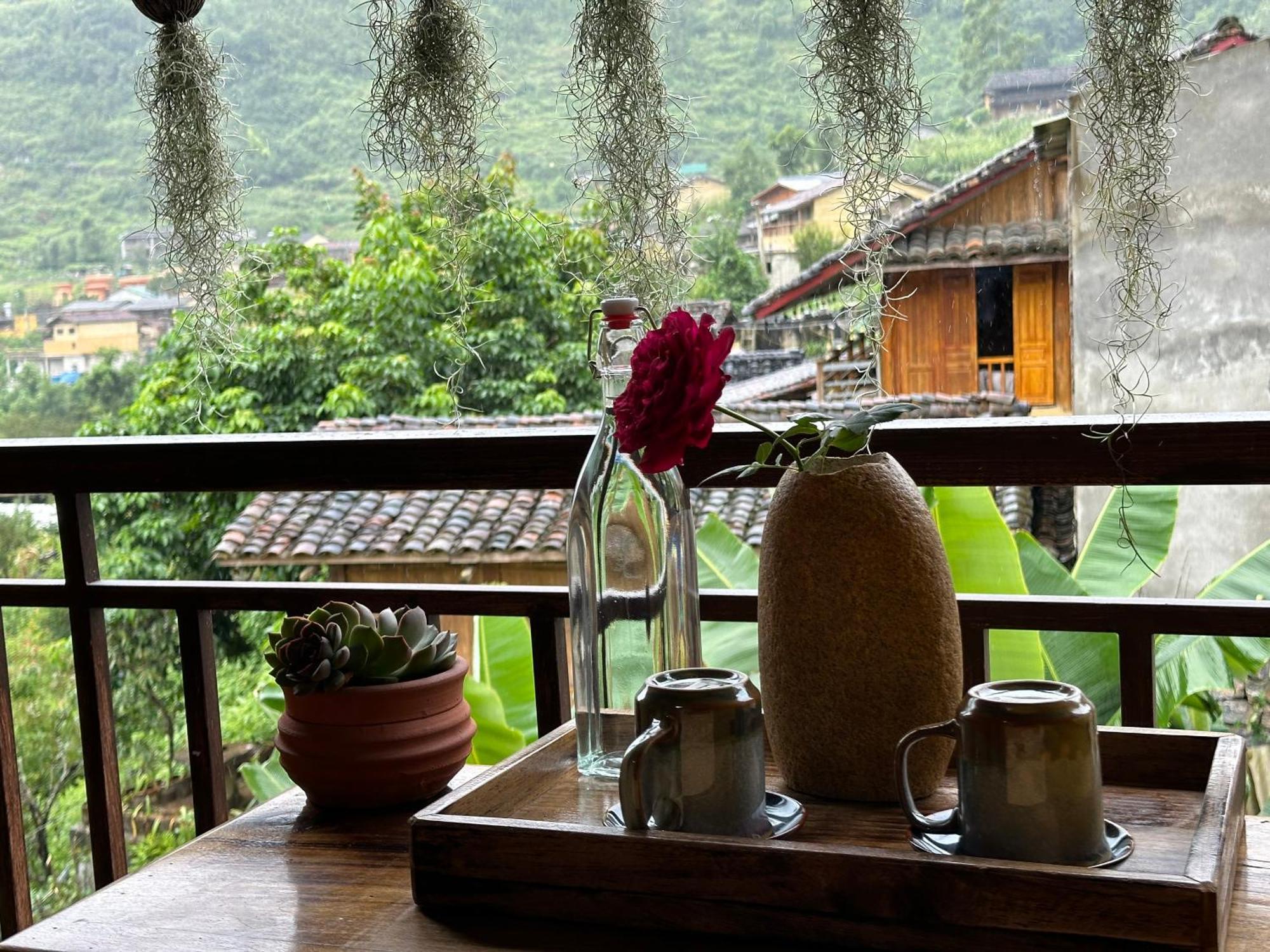 Khoi Homestay And Restaurant Loung Co Buitenkant foto